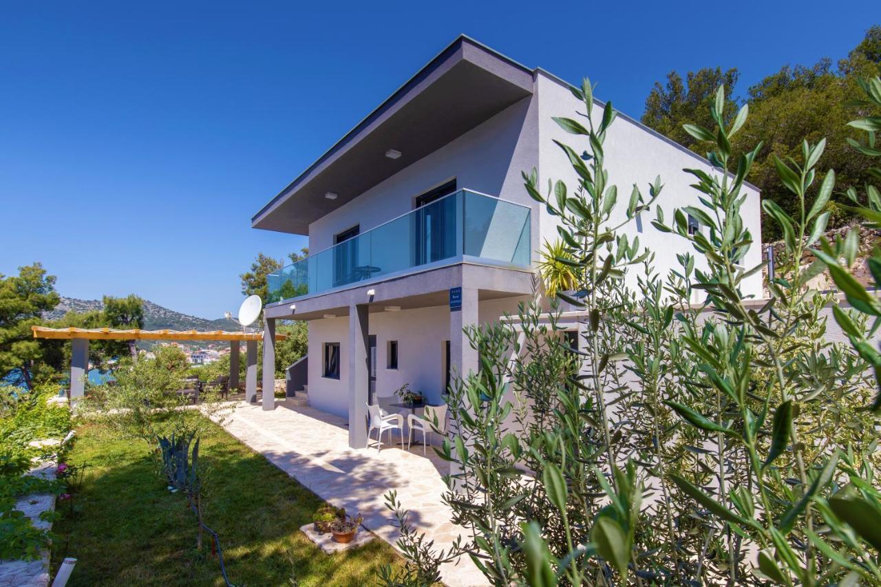 Villa Regina With Heated Pool And Sea View Marina Zewnętrze zdjęcie